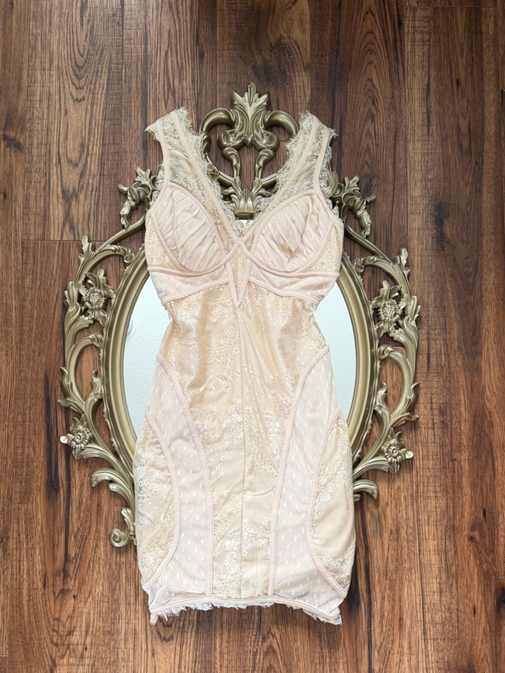Vintage bebe cream Lace mini bodycon  Dress
